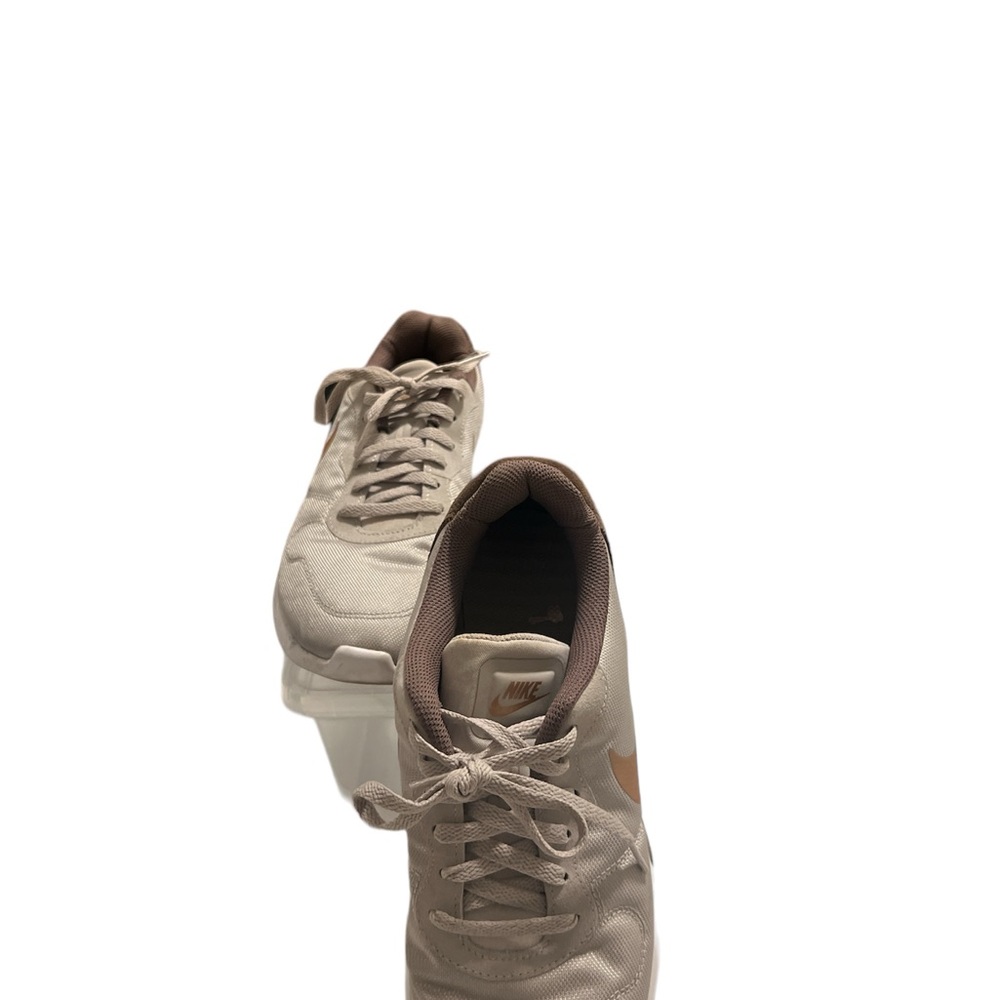 Nike Workout/Running Shoes size 9 - Picture 4 of 7